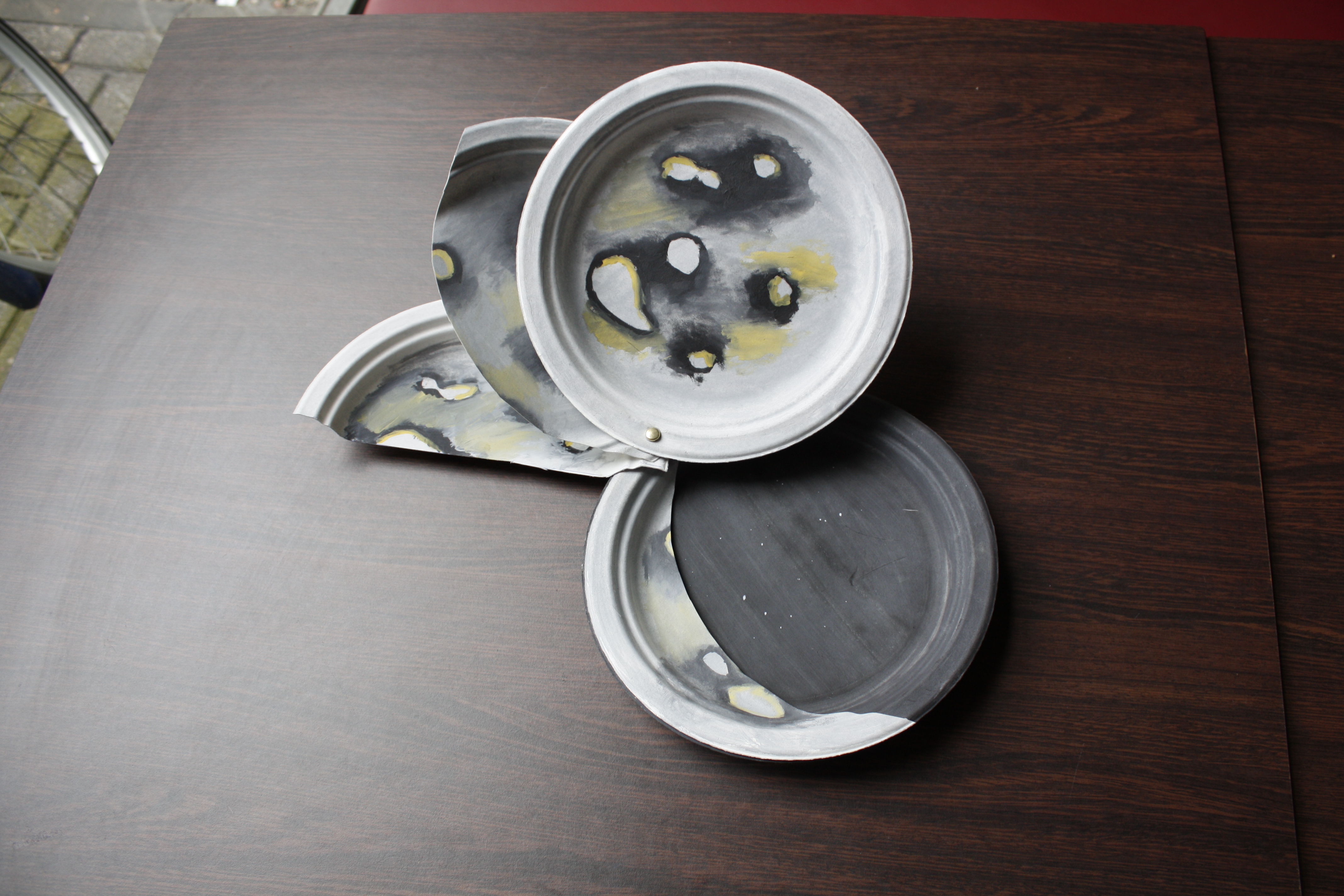 Paper Plates: Moon Phases | Activities | UNAWE